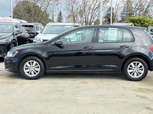 Used 2016 Volkswagen Golf S image 6