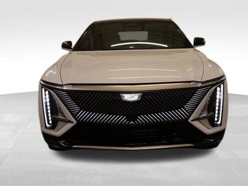 New 2026 Cadillac Lyriq Luxury image 6
