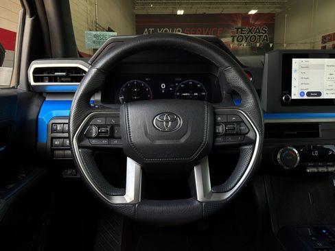 New 2026 Toyota Camry SE FWD image 31
