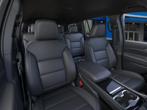 New 2026 Chevrolet Traverse LT w/ Midnight/Sport Edition AWD/4WD image 26