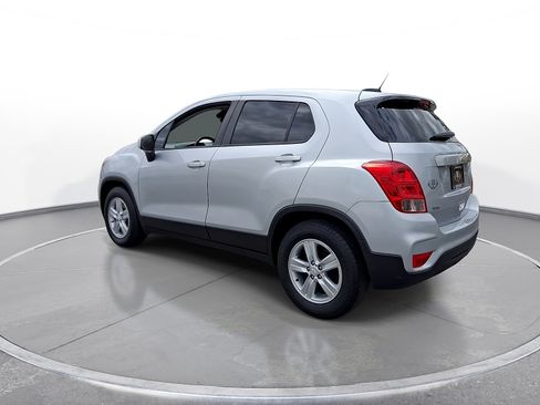 Used 2019 Chevrolet Trax LS FWD image 6