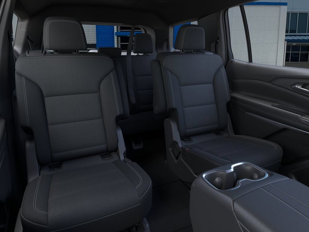 New 2027 Chevrolet Traverse LT w/ Midnight/Sport Edition FWD image 17