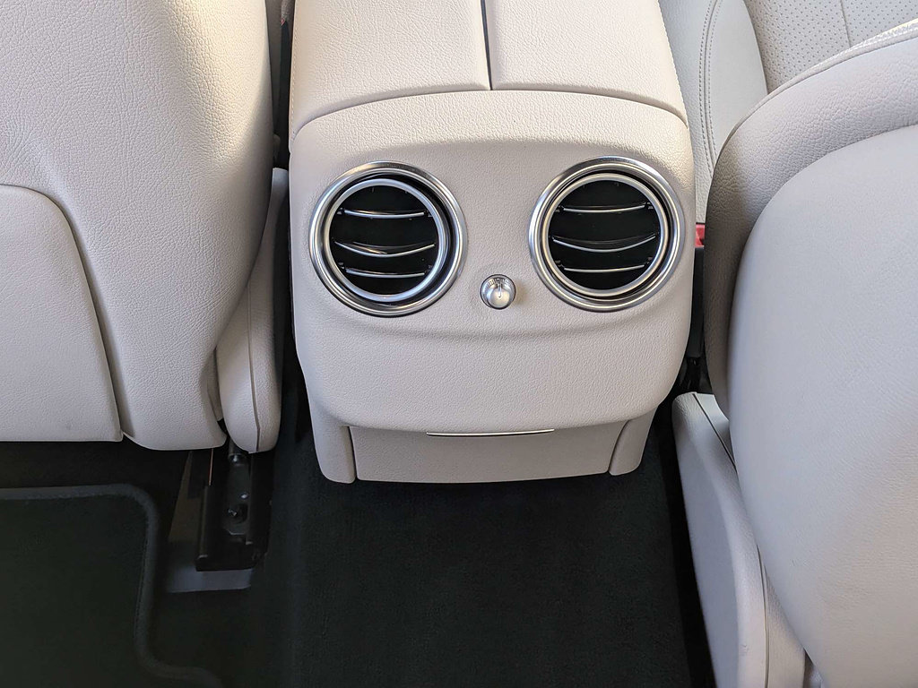 Used 2018 Mercedes-Benz E 300 image 14