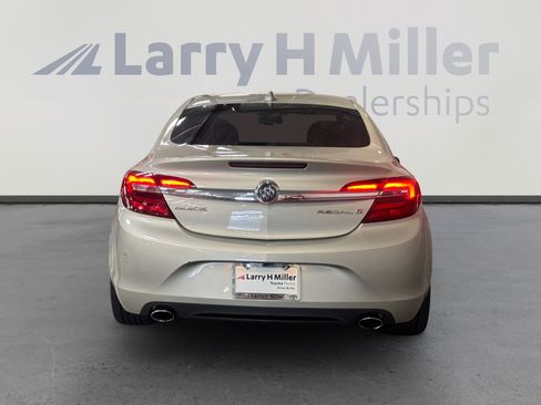 Used 2016 Buick Regal FWD image 4