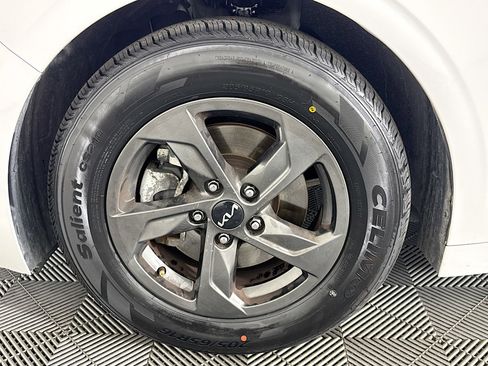 Used 2023 Kia K5 LXS image 37