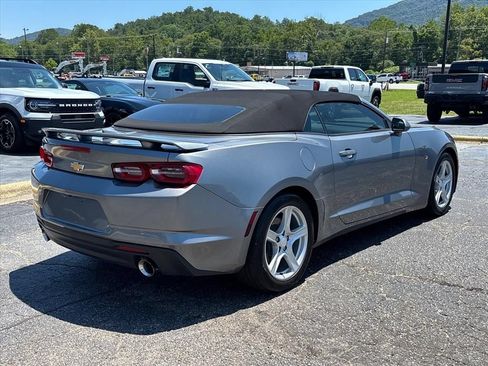 Used 2019 Chevrolet Camaro LT RWD image 7