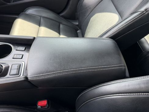 Used 2020 Nissan Maxima 3.5 SV w/ Floor Mat Group FWD image 31