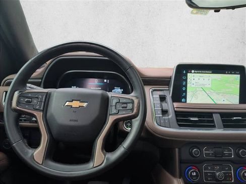 Used 2023 Chevrolet Tahoe High Country AWD/4WD image 16
