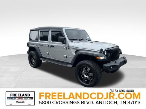 Used 2020 Jeep Wrangler Unlimited Sport image 1