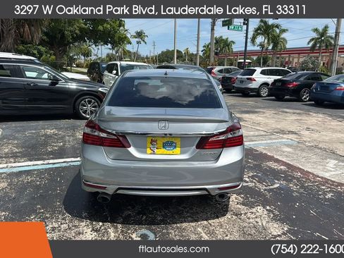 Used 2017 Honda Accord Sport image 10