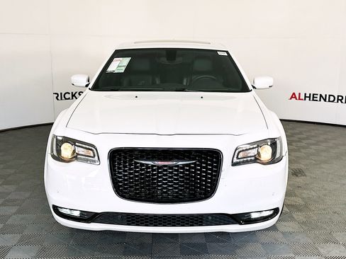 Used 2023 Chrysler 300 S image 8