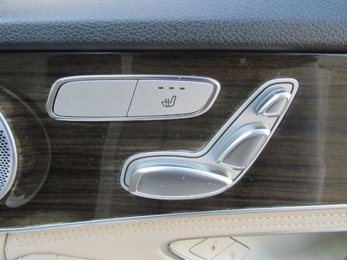 Used 2016 Mercedes-Benz C 300 Sedan image 21