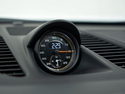 Certified 2018 Porsche 911 GT3 RWD image 29