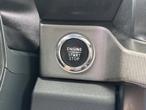 Used 2024 Ford F250 Platinum AWD/4WD image 36