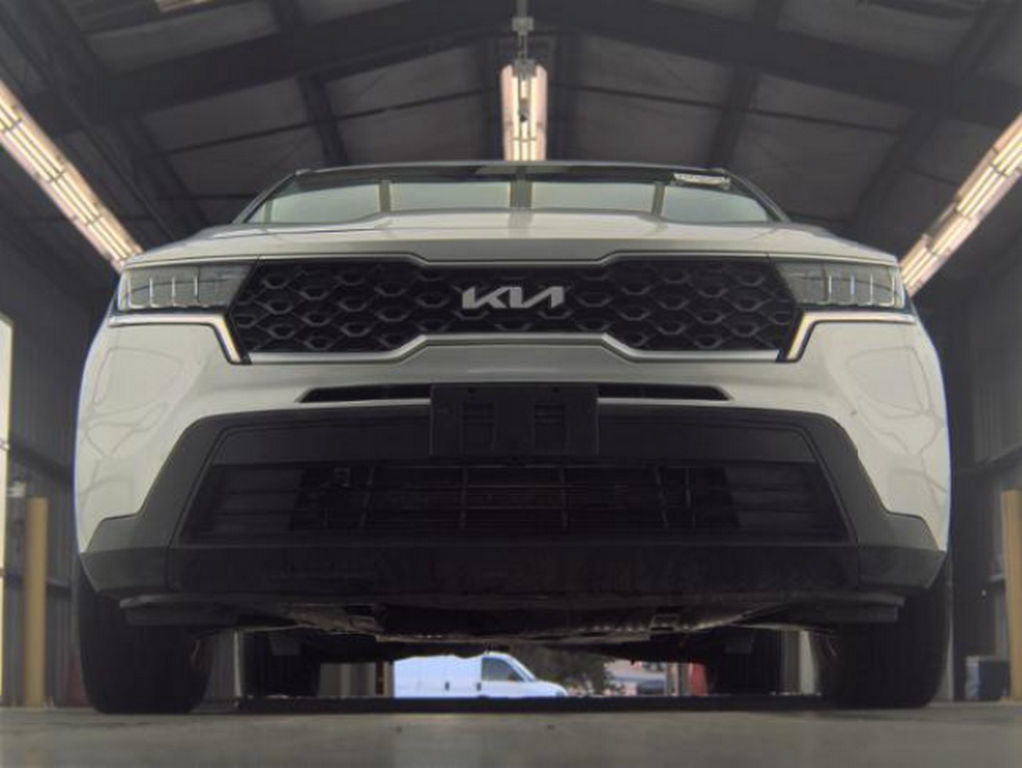 Used 2022 Kia Sorento LX FWD image 4