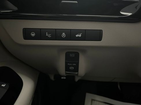 Used 2025 Nissan Murano Platinum w/ Cargo Package image 59