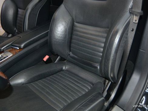 Used 2013 Mercedes-Benz SL 550 image 18