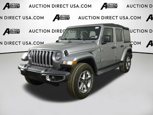 Used 2018 Jeep Wrangler Unlimited Sahara w/ Safety Group AWD/4WD image 1