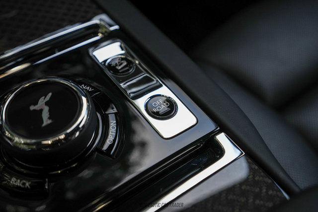 Used 2021 Rolls-Royce Cullinan Black Badge AWD/4WD image 34