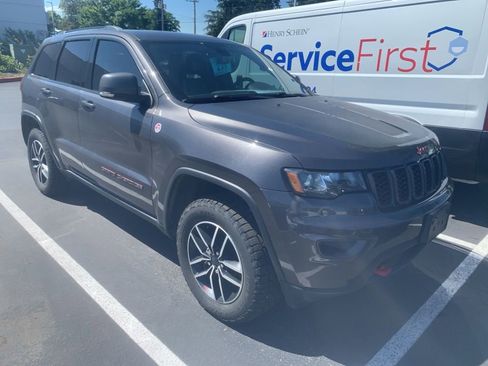 Certified 2021 Jeep Grand Cherokee Trailhawk AWD/4WD image 1