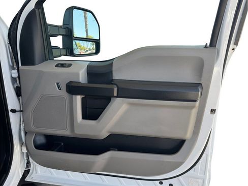 Used 2021 Ford F250 XL w/ Power Equipment Group AWD/4WD image 17
