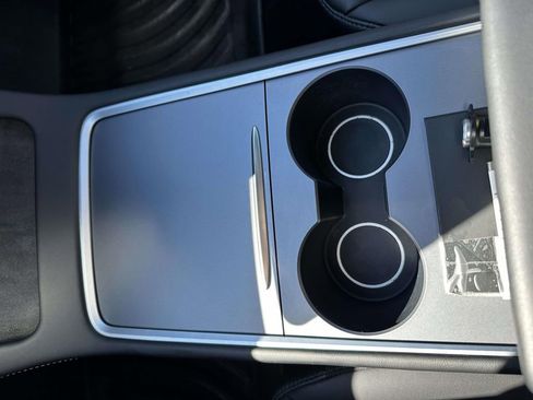 Used 2023 Tesla Model 3 Standard Range image 15