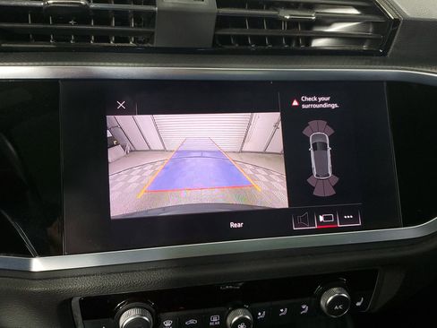 Used 2020 Audi Q3 2.0T Premium w/ Convenience Package image 39