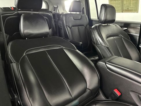 Used 2023 Jeep Grand Cherokee L Limited w/ Trailer Tow Group (B) AWD/4WD image 31