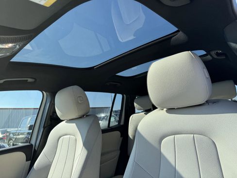 Certified 2025 Mercedes-Benz GLB 250 image 15