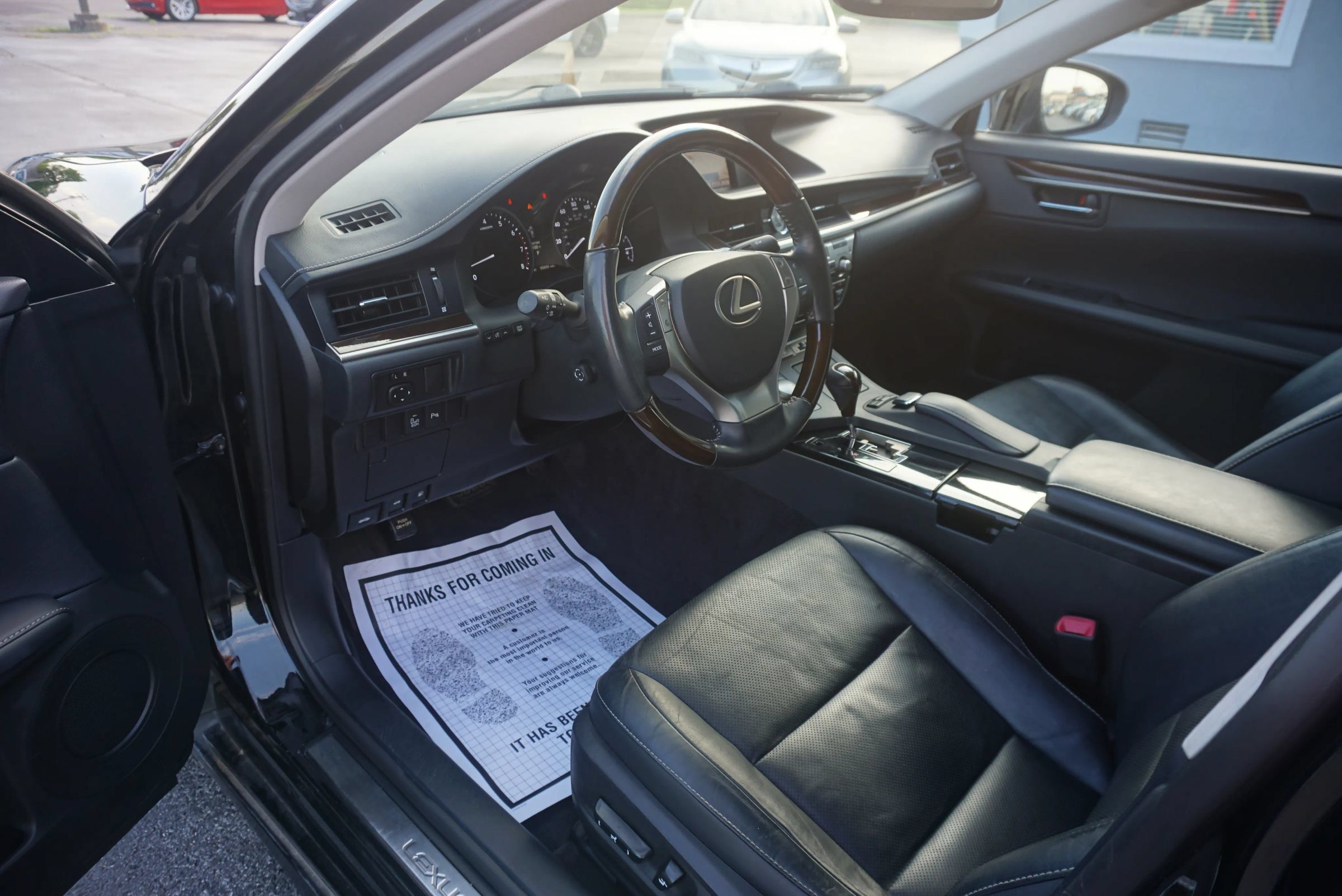 Used 2014 Lexus ES 350 w/ Luxury Package FWD image 15