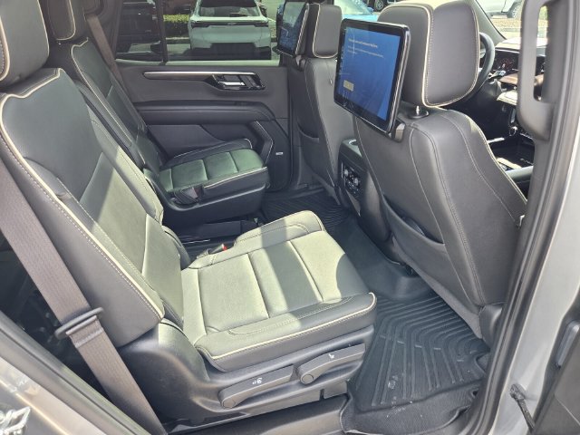 Certified 2025 Chevrolet Tahoe Premier RWD image 16