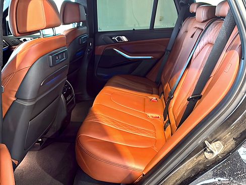 Used 2022 BMW X5 xDrive45e w/ M Sport Package image 8