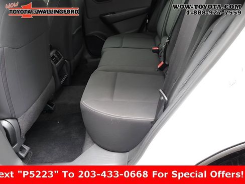 Used 2023 Nissan Rogue S image 23