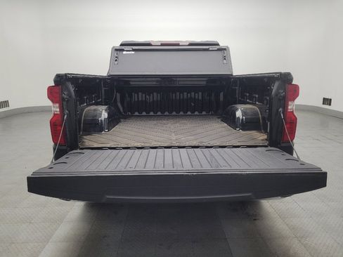 Used 2020 Chevrolet Silverado 1500 LT image 29