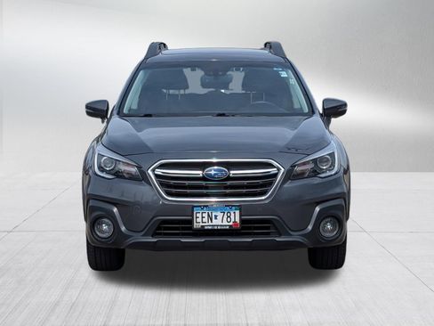 Used 2018 Subaru Outback 2.5i Limited image 2
