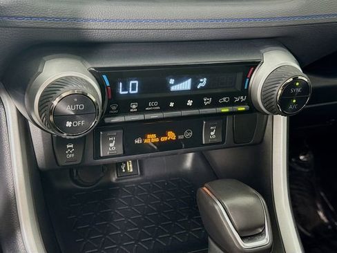 Certified 2025 Toyota RAV4 SE w/ Convenience Package image 15