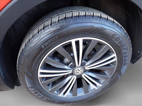 Used 2019 Volkswagen Tiguan S FWD image 7