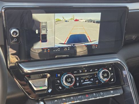 Used 2024 GMC Sierra 1500 Denali w/ Technology Package AWD/4WD image 23