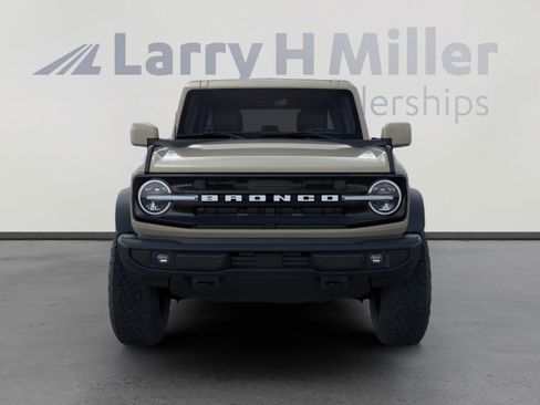 New 2026 Ford Bronco Outer Banks AWD/4WD image 6