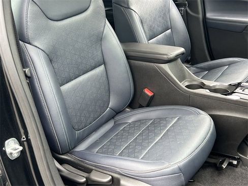 Used 2022 Chevrolet Bolt EUV Premier w/ Sun & Sound Package image 35