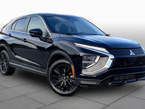 Used 2022 Mitsubishi Eclipse Cross LE AWD/4WD image 3