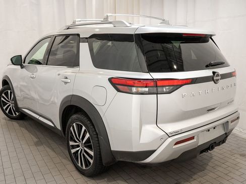 Certified 2024 Nissan Pathfinder Platinum w/ Cargo Package image 4