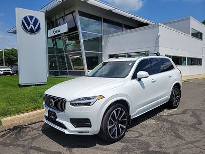 Used 2021 Volvo XC90 T6 Momentum
