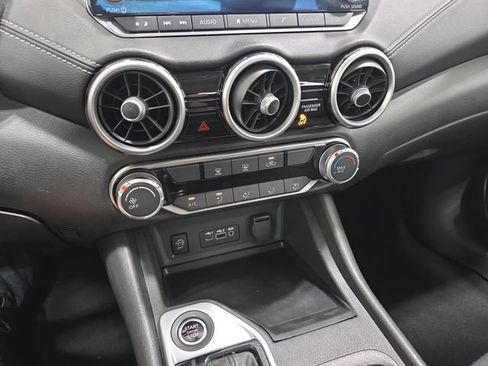 Used 2024 Nissan Sentra SV FWD image 24