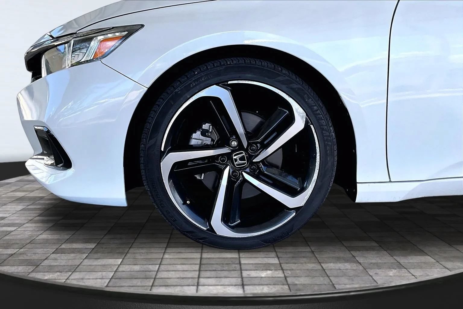 Used 2021 Honda Accord Sport image 30