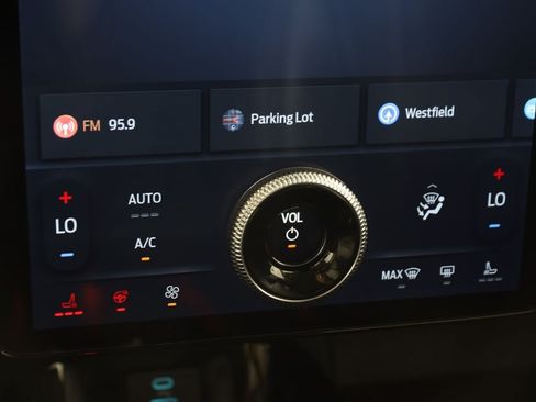 Used 2023 Ford Mustang Mach-E Premium AWD/4WD image 32