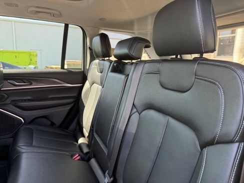 Used 2022 Jeep Grand Cherokee Limited 4xe AWD/4WD image 16