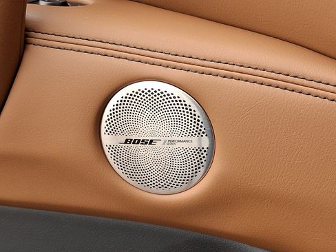 Used 2024 INFINITI QX80 Sensory image 25