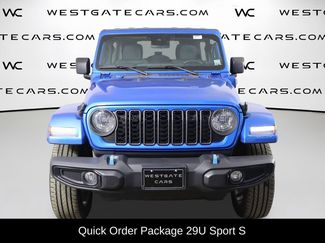 Used 2024 Jeep Wrangler Unlimited w/ Convenience Group AWD/4WD video 2
