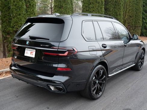 Used 2024 BMW X7 xDrive40i w/ Executive Package image 9